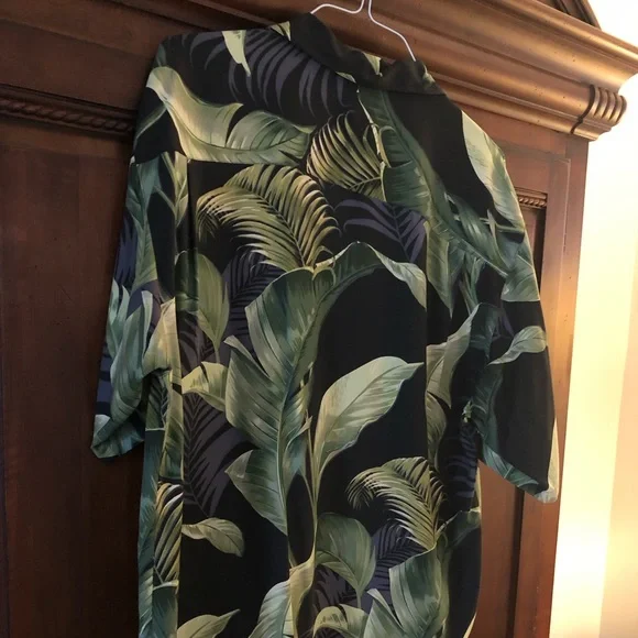 Tommy Bahama Palms Camp Shirt Large - Picture 2 of 2